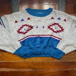 Western Vintage short sweater. Acrylic and wool.
